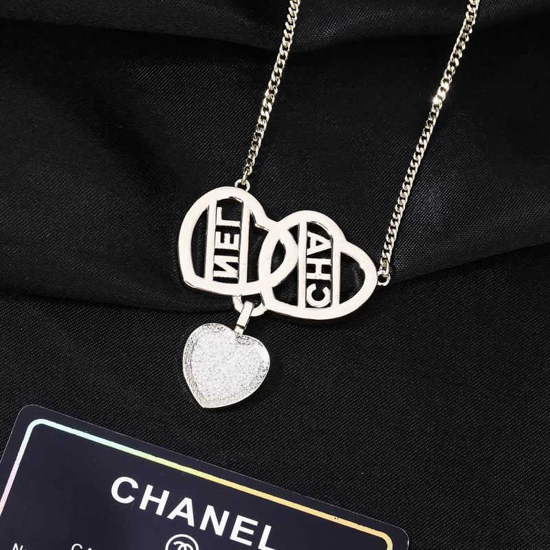 Chanel Necklace 09yxs176